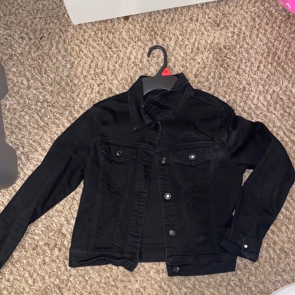 Black jacket - Picture 2 of 4